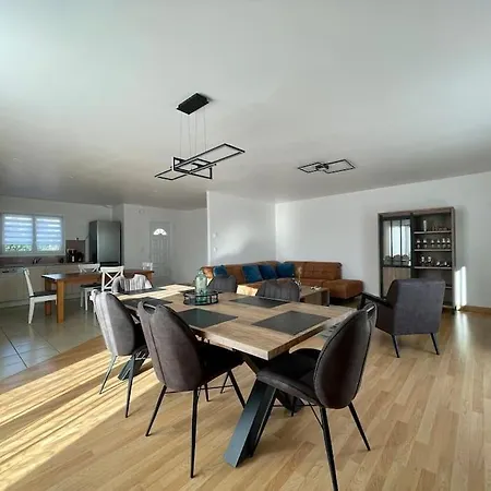 La Cle Des Champs By Melrose Holiday home *