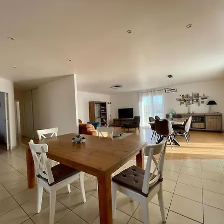 La Cle Des Champs By Melrose Holiday home Tour-en-Bessin