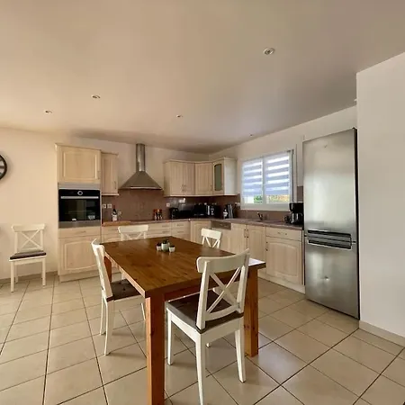 Holiday home La Cle Des Champs By Melrose *